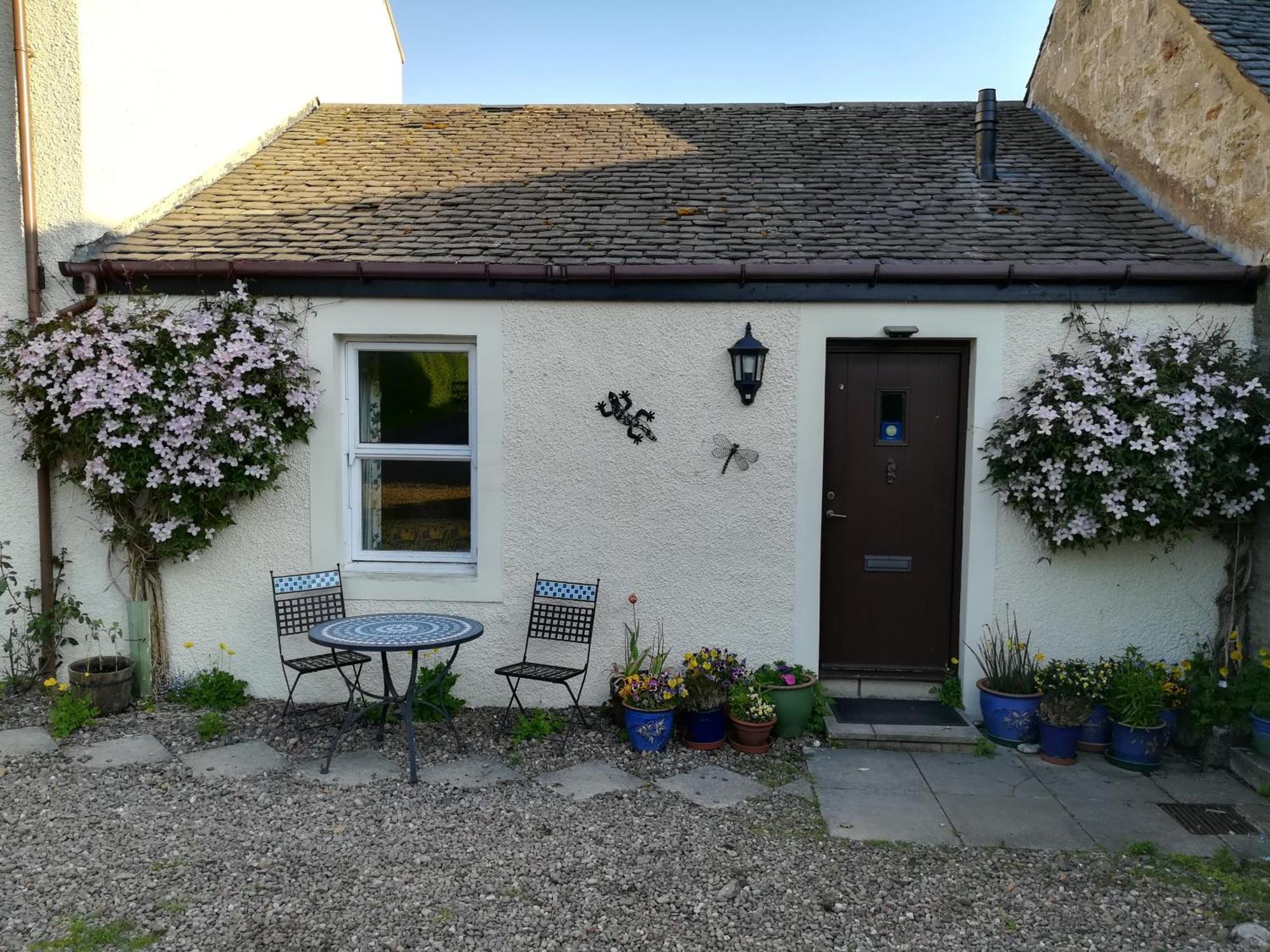 Midkinleith Farm Holiday Cottage Edinburgh Exterior photo